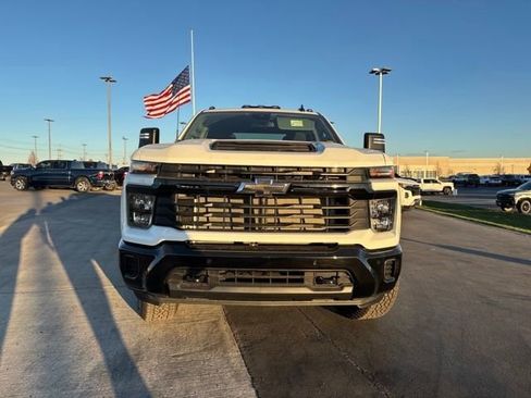 New 2025 Chevrolet Silverado 2500 Custom w/ Custom Value Package image 8
