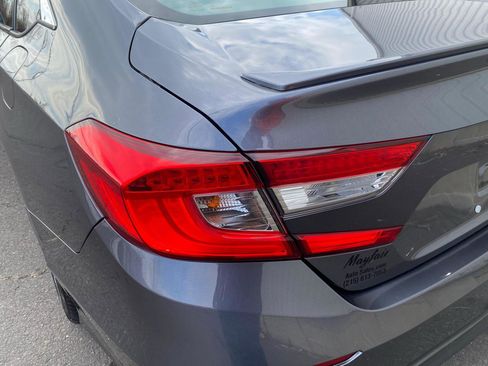 Used 2020 Honda Accord Sport image 13