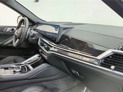 Used 2026 BMW X6 xDrive40i image 21