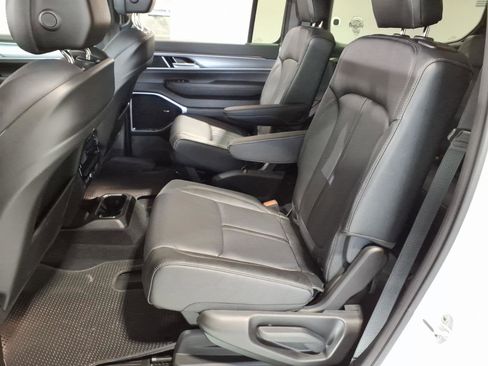 New 2026 Jeep Grand Wagoneer Limited image 6