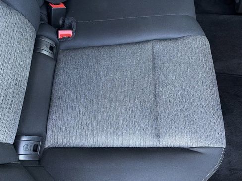 Certified 2023 Nissan Rogue SV image 30