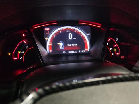 Used 2019 Honda Civic Type R image 13