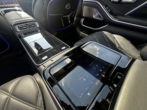 Certified 2024 Mercedes-Benz Maybach S 580 4MATIC image 27