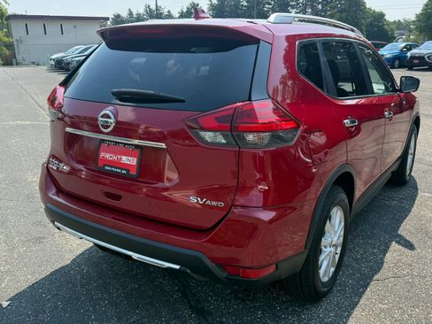 Used 2017 Nissan Rogue SV AWD/4WD image 10