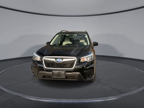 Used 2020 Subaru Forester Premium image 3