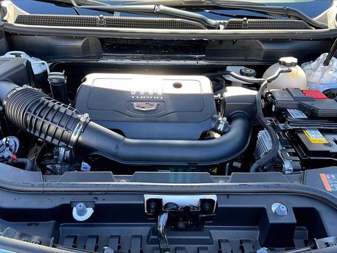 Used 2024 Cadillac XT5 Premium Luxury image 37