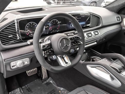 New 2026 Mercedes-Benz GLE 63 AMG S image 10