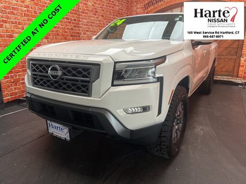 Used 2024 Nissan Frontier SL w/ Technology Package image 3