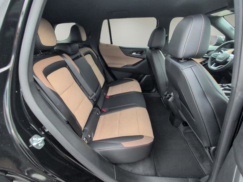 New 2026 Chevrolet Equinox ACTIV AWD/4WD image 13