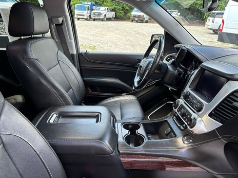 Used 2020 GMC Yukon XL SLT AWD/4WD image 13