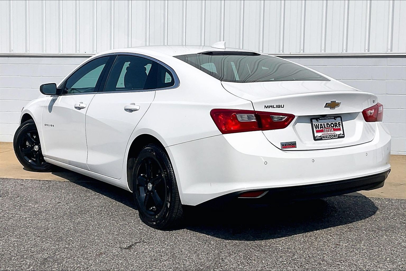 Used 2024 Chevrolet Malibu LT FWD image 15