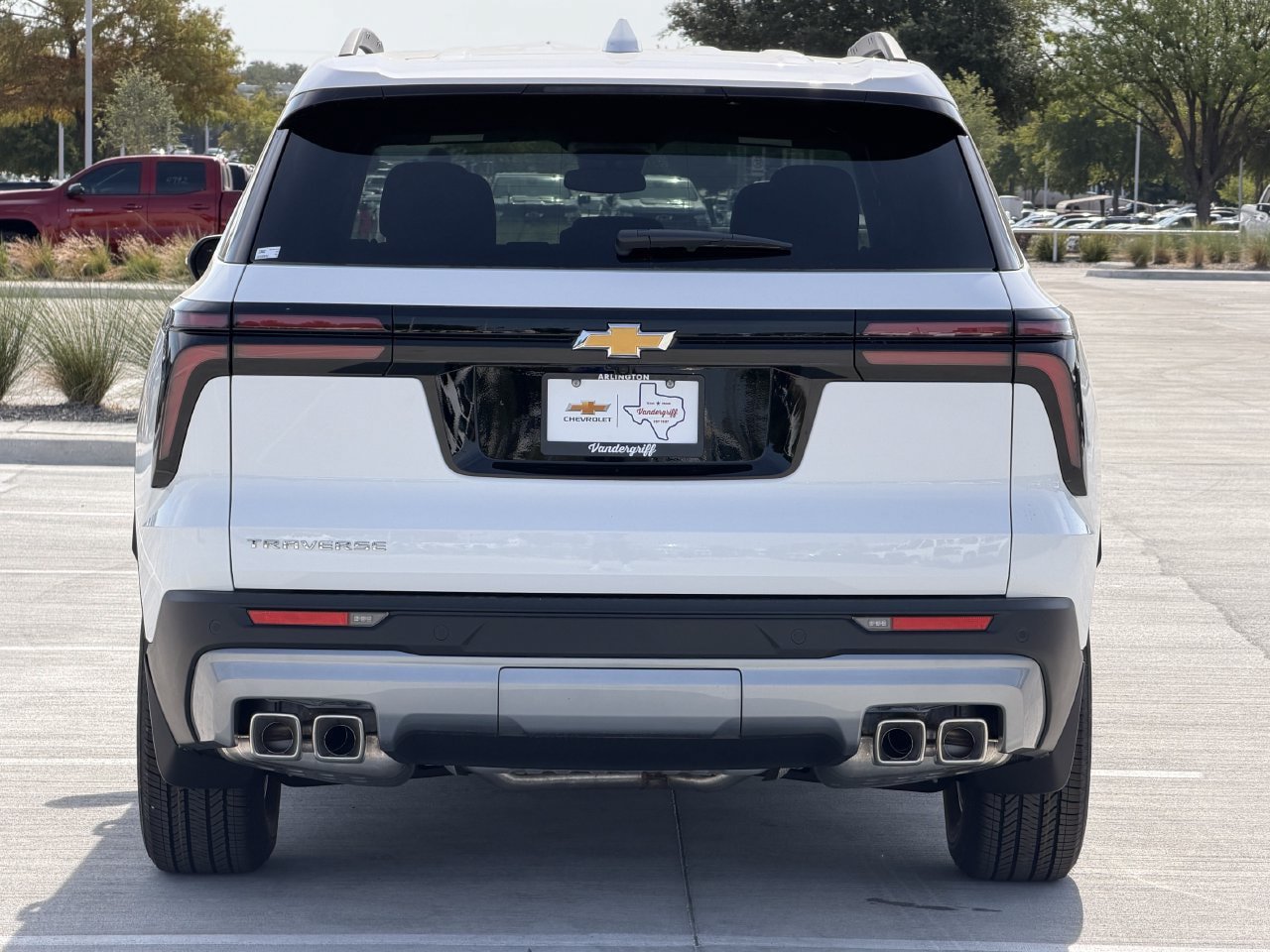 New 2026 Chevrolet Traverse LT FWD image 5