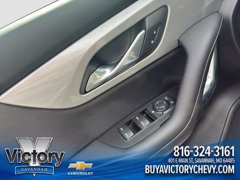 Used 2024 Chevrolet Blazer LT w/ Convenience Package image 17