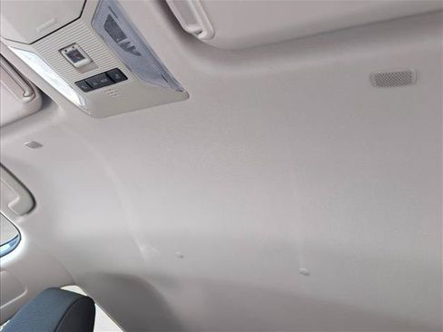Used 2023 Toyota RAV4 XLE FWD image 19