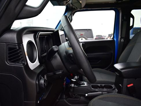 Used 2024 Jeep Wrangler Unlimited AWD/4WD image 51