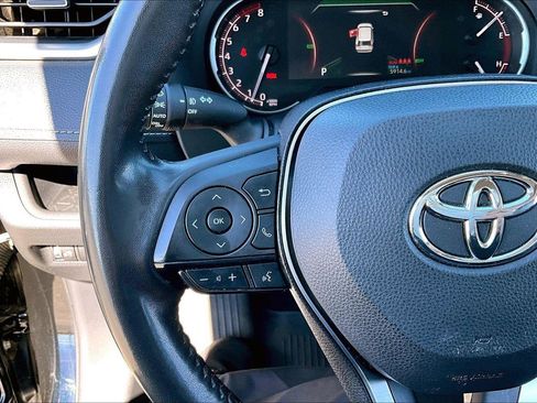 Used 2024 Toyota RAV4 XLE Premium image 16