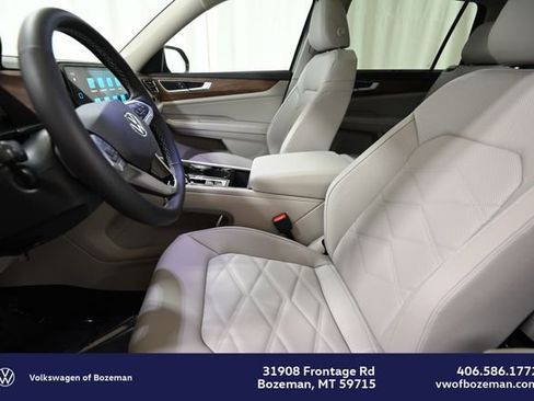 New 2026 Volkswagen Atlas SE image 6