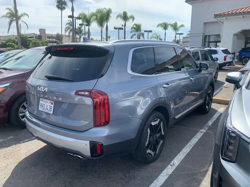 Used 2024 Kia Telluride S FWD image 5