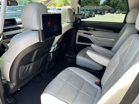 Used 2022 Kia Telluride EX w/ EX Premium Package AWD/4WD image 10