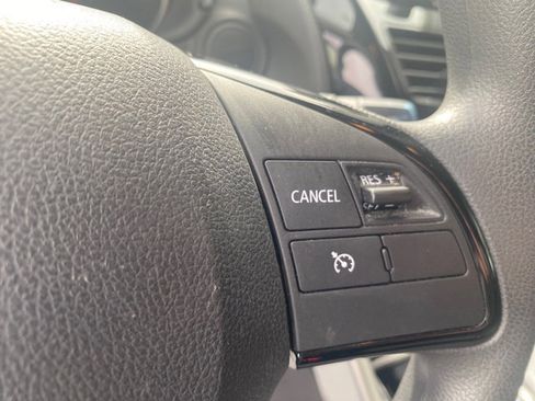 Used 2022 Mitsubishi Eclipse Cross LE image 8