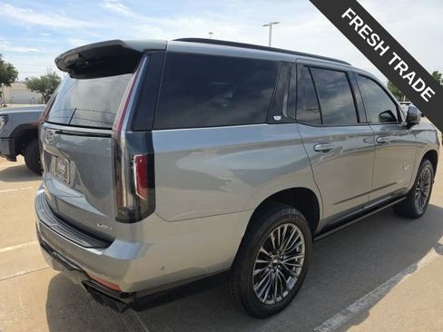 Used 2023 Cadillac Escalade V AWD/4WD image 5