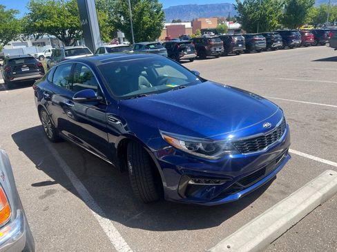 Used 2019 Kia Optima SX w/ SX Limited (Black) Package FWD image 4