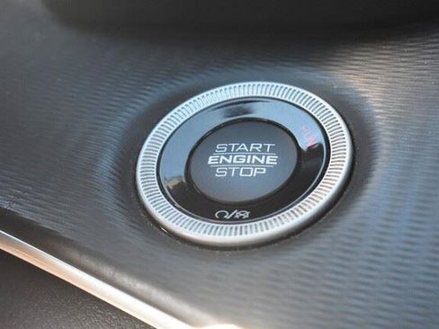 Used 2024 Jeep Grand Cherokee Altitude AWD/4WD image 31