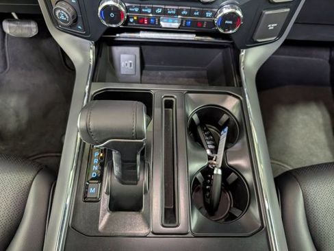 Used 2025 Ford F150 Lariat w/ Equipment Group 501A Mid image 27