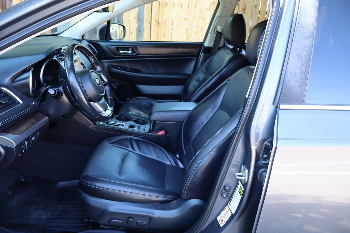 Used 2018 Subaru Outback 3.6R Limited AWD/4WD image 19
