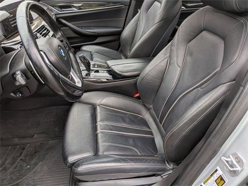 Used 2017 BMW 530i xDrive image 12