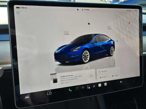 Used 2023 Tesla Model 3 Standard Range RWD image 26