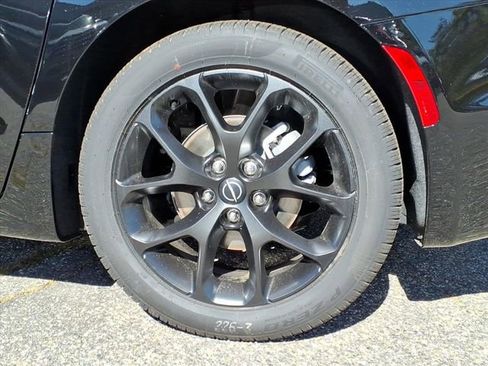 New 2026 Chrysler Pacifica Select w/ S Appearance Package image 6