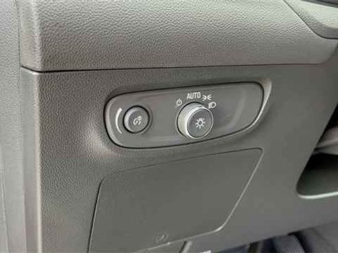 Used 2024 Buick Encore GX Avenir w/ Avenir Convenience Package image 24