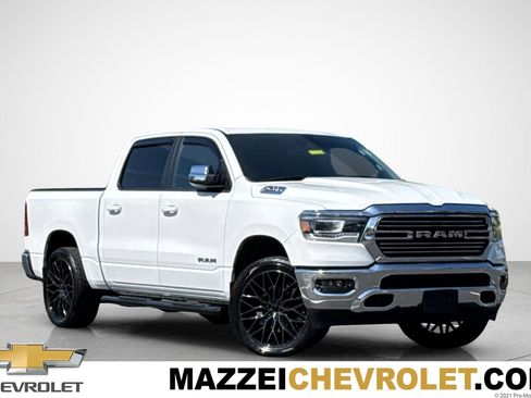 Used 2024 RAM 1500 Laramie AWD/4WD image 1