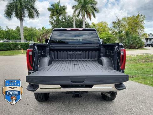 New 2026 GMC Sierra 2500 SLT AWD/4WD image 5