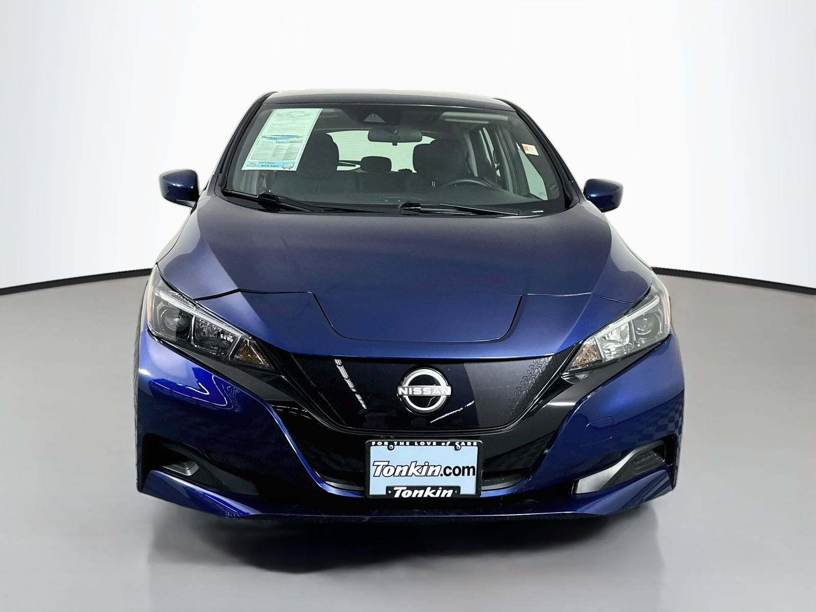 Used 2023 Nissan Leaf S FWD image 2