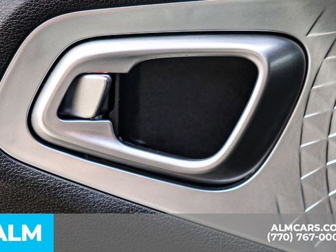 Used 2025 Kia Soul LX w/ LX Technology Package FWD image 51