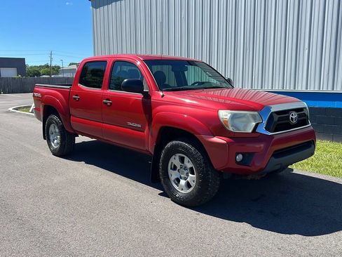 Used 2012 Toyota Tacoma 4x4 Double Cab w/ TRD Off-Road Pkg image 3