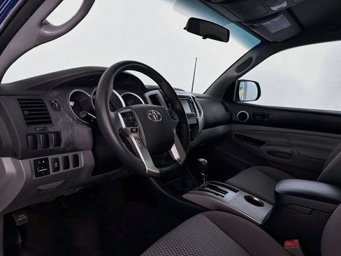 Used 2015 Toyota Tacoma PreRunner w/ SR5 Package RWD image 12
