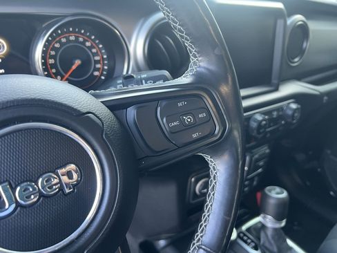 Used 2021 Jeep Wrangler Unlimited Sport image 16