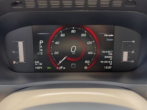 Used 2019 Volvo XC90 T5 Momentum FWD image 23