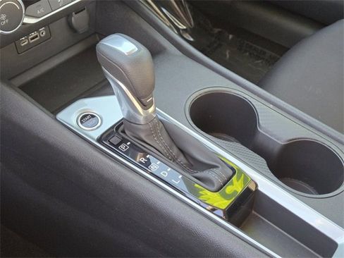 Used 2025 Nissan Altima 2.5 S image 23