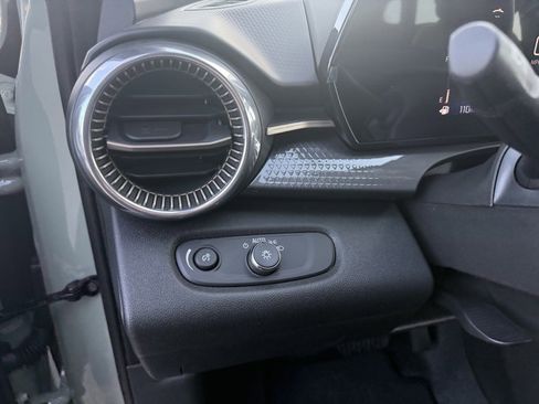 New 2026 Chevrolet Trax ACTIV w/ Sunroof Package image 26