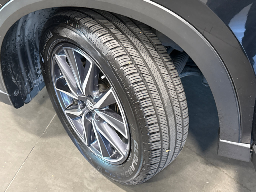 Used 2018 MAZDA CX-5 Touring w/ Preferred Equipment Package AWD/4WD image 21