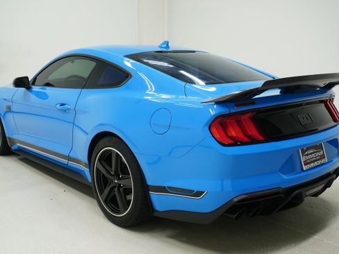 Used 2022 Ford Mustang Mach 1 w/ Mach 1 Handling Package RWD image 6