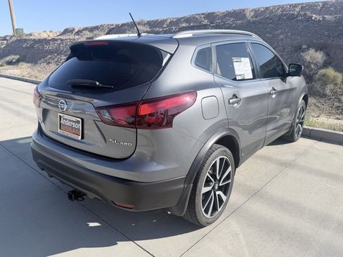 Used 2018 Nissan Rogue Sport SL w/ SL Premium Package image 8