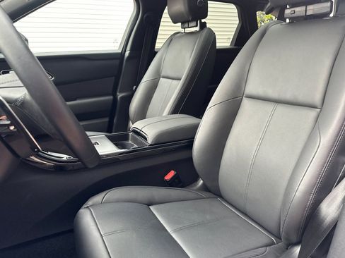 Used 2026 Land Rover Range Rover Velar S image 6