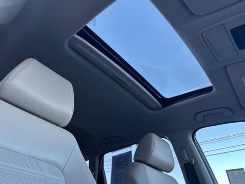 Used 2023 Honda CR-V EX-L image 19