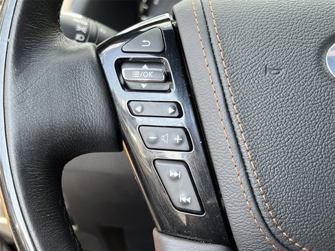 Used 2024 INFINITI QX80 Sensory w/ All-Season Package image 22