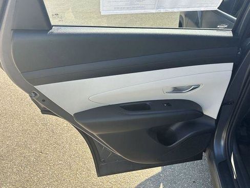 New 2025 Hyundai Tucson SEL image 21